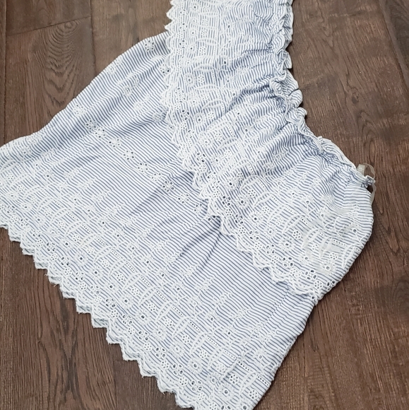 One shoulder top , never used - Picture 3 of 3